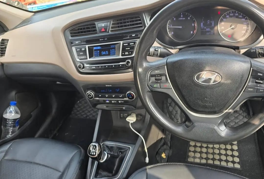 Hyundai I20(2015-2017) Sportz 1.4 Crdi